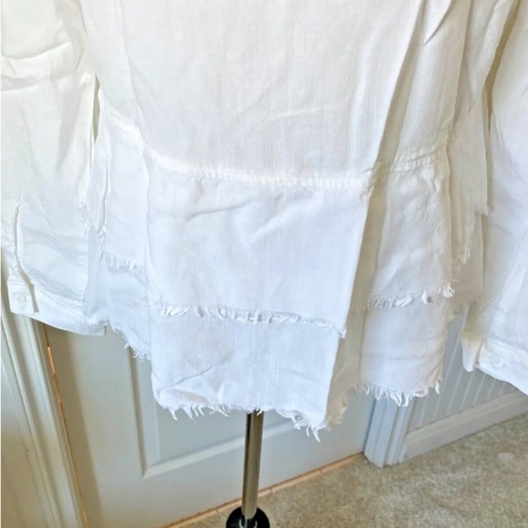 Cloth & Stone Anthropologie Top Blouse Sz Medium White Long Sleeve Distressed - Picture 5 of 7